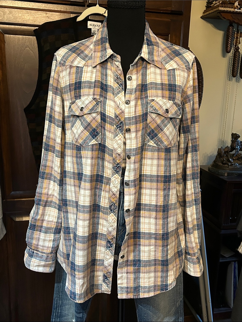 Orvis Sz M Plaid Button-Front Shirt - Blue & Tan